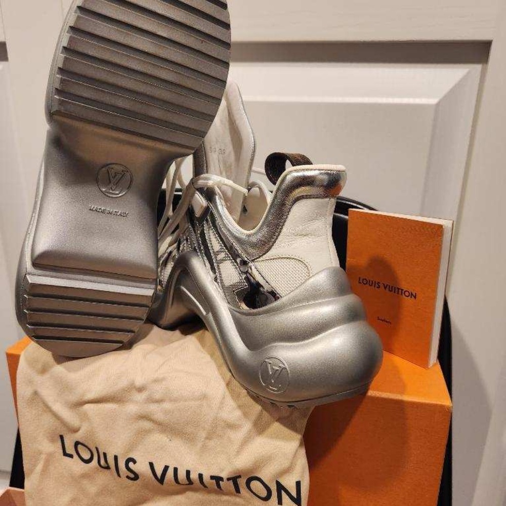 Louis Vuitton Silver/White Mesh and Leather Archlight Sneakers Size 39 - Picture 7 of 11